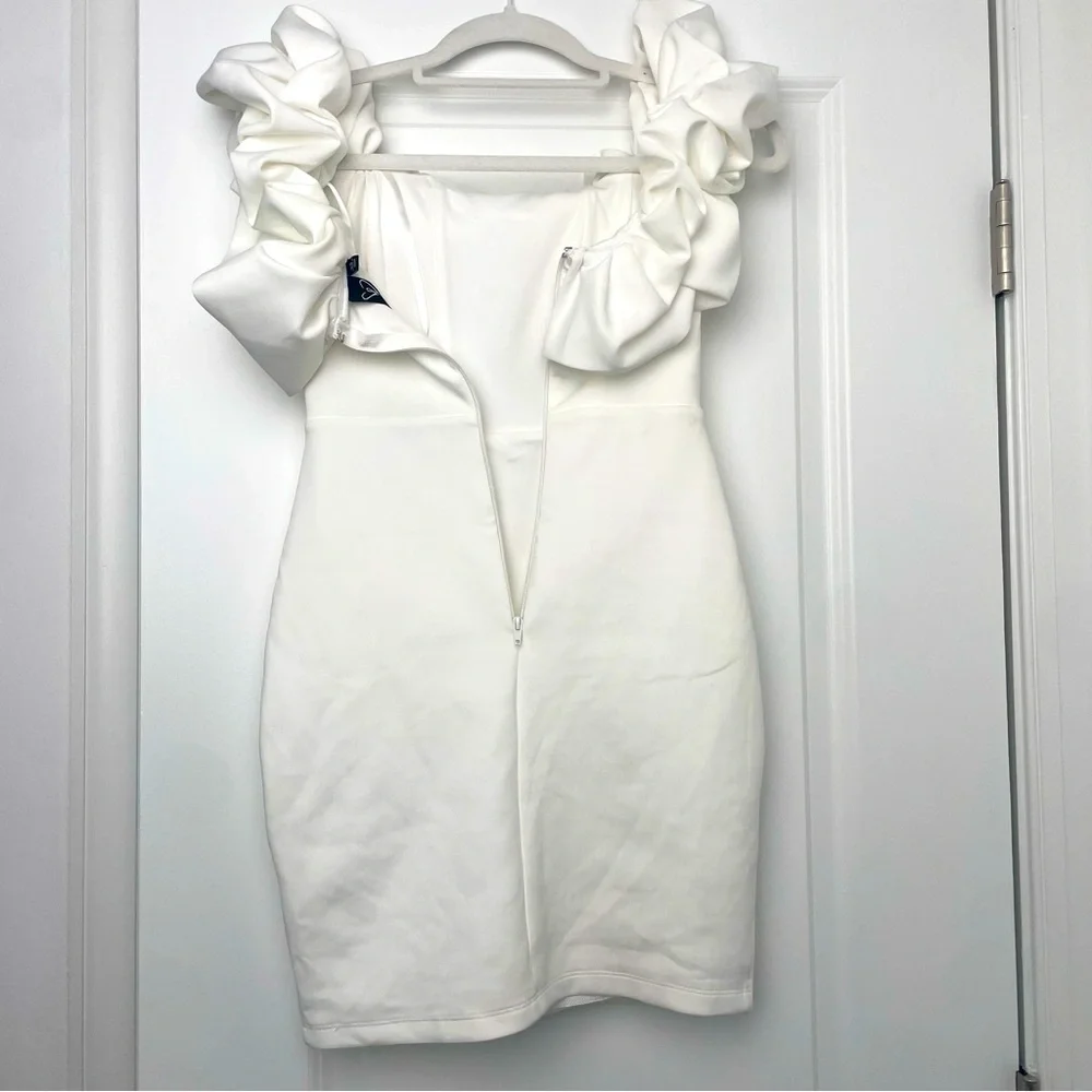 WINDSOR- Kiari Formal Off the Shoulder Ruffled Dress - Picture 7 of 9